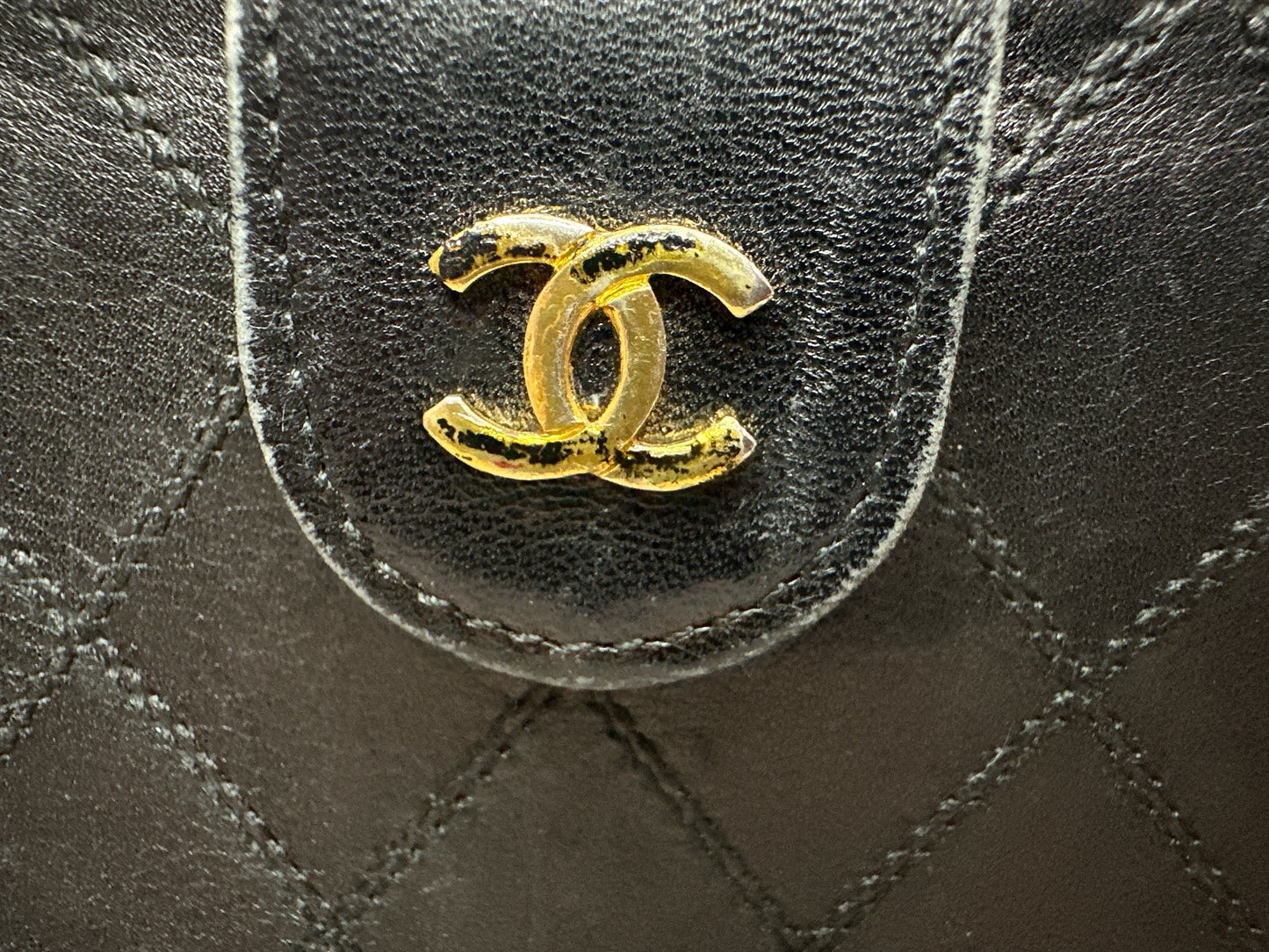 Chanel Black Bifold Wallet - Clairely Amazing
