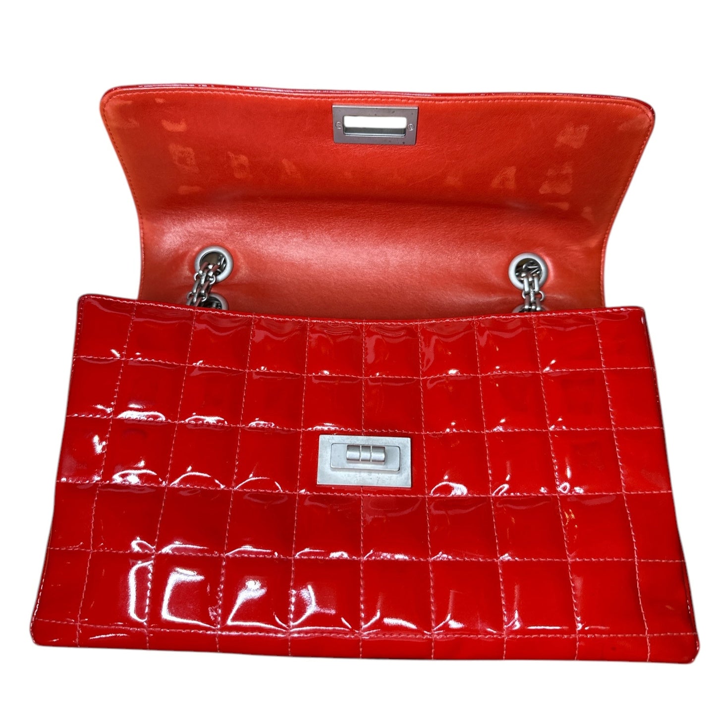 Chanel 2.55 Shoulder Bag in Red Patent Leather - Clairely Amazing