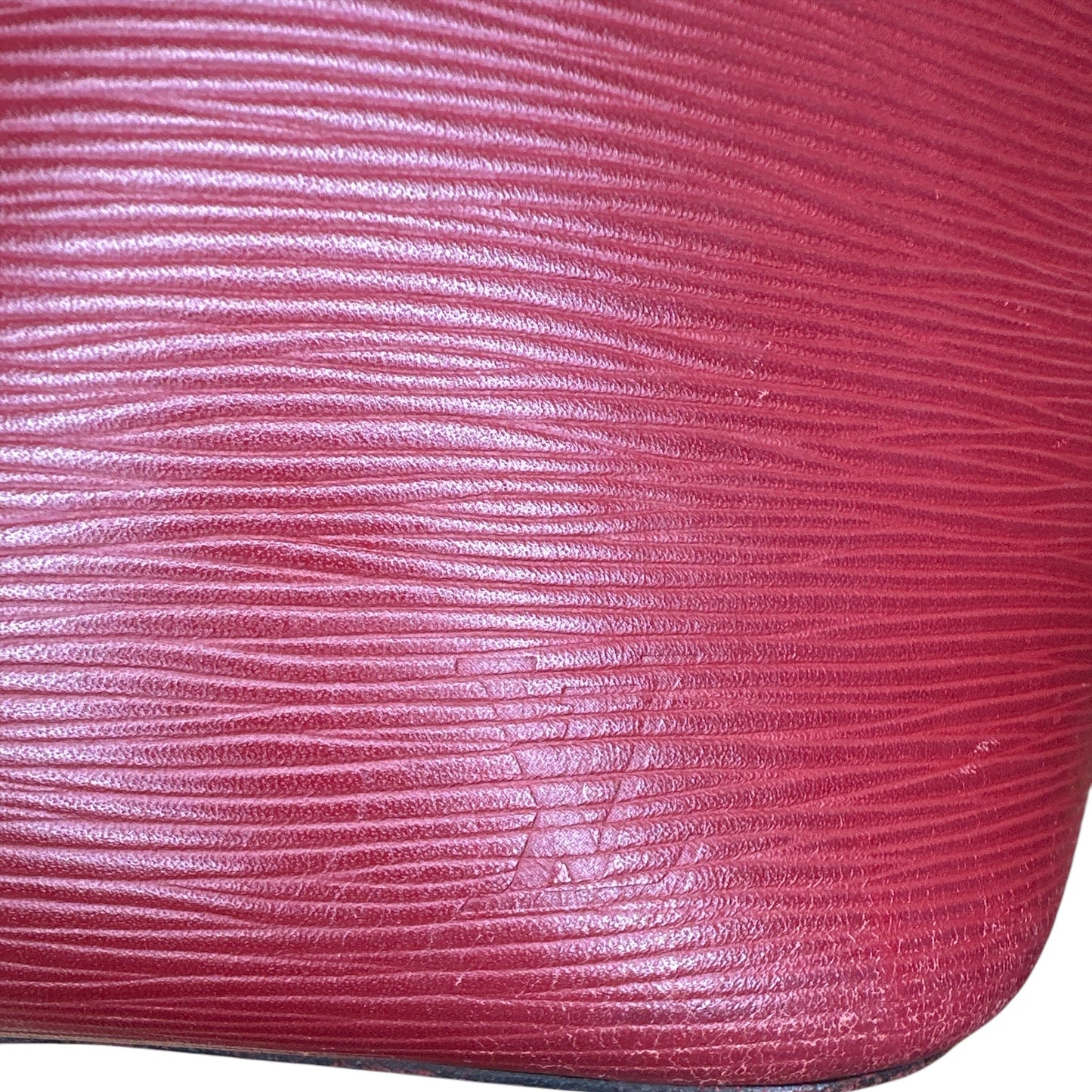 LOUIS VUITTON
Neverfull MM Leather Tote - Clairely Amazing