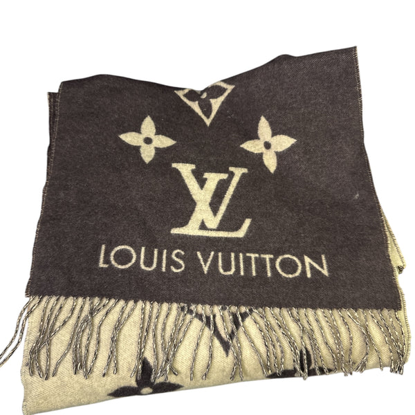 LOUIS VUITTON 
Cashmere Monogram Reykjavik Scarf Brown - Clairely Amazing