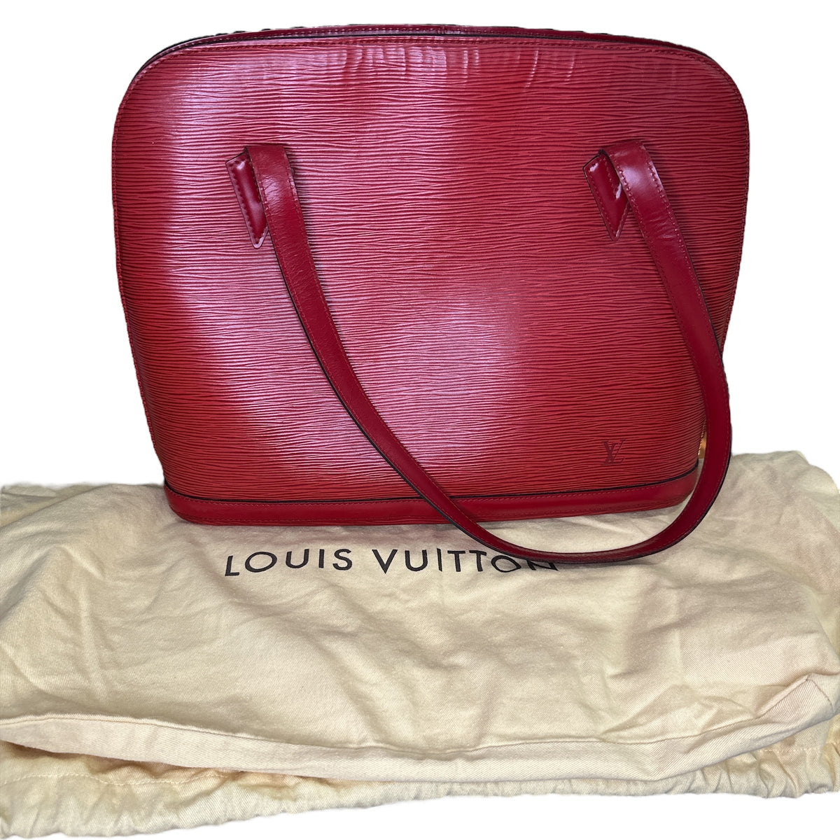 LOUIS VUITTON
Lussac Epi Leather Handbag - Clairely Amazing