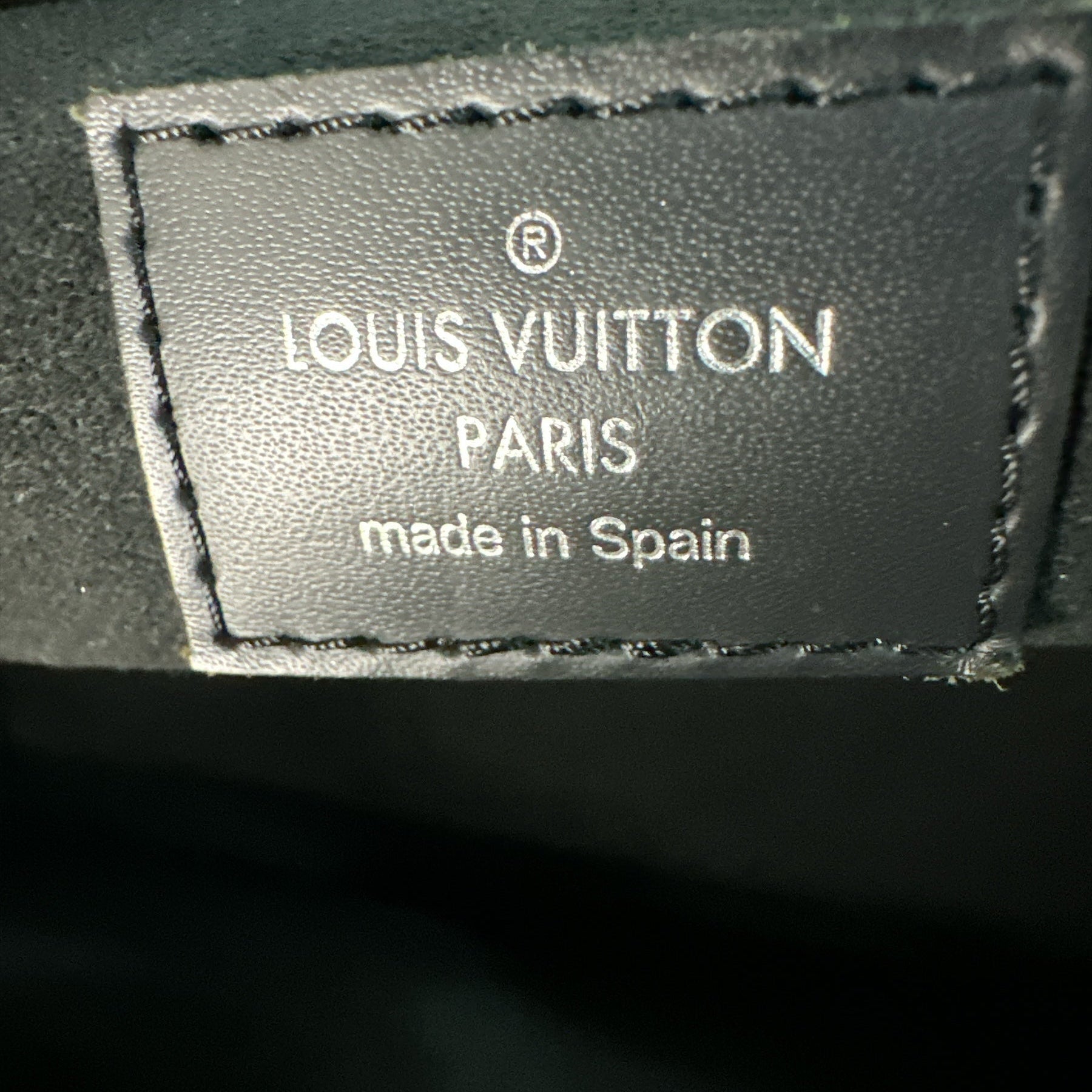 LOUIS VUITTON 
Epi Neverfull MM Denim Light - Clairely Amazing
