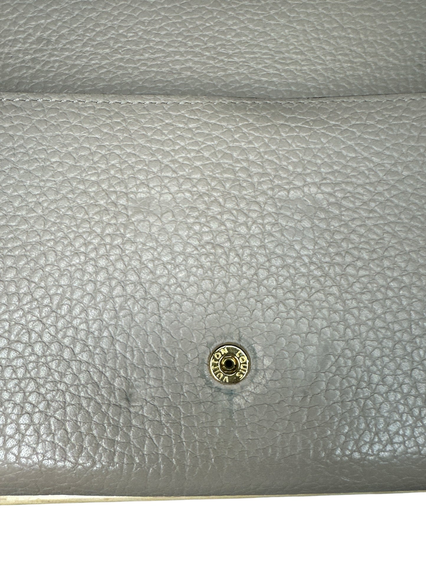 Louis Vuitton Capucines wallet - Clairely Amazing