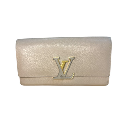 Louis Vuitton Capucines wallet - Clairely Amazing