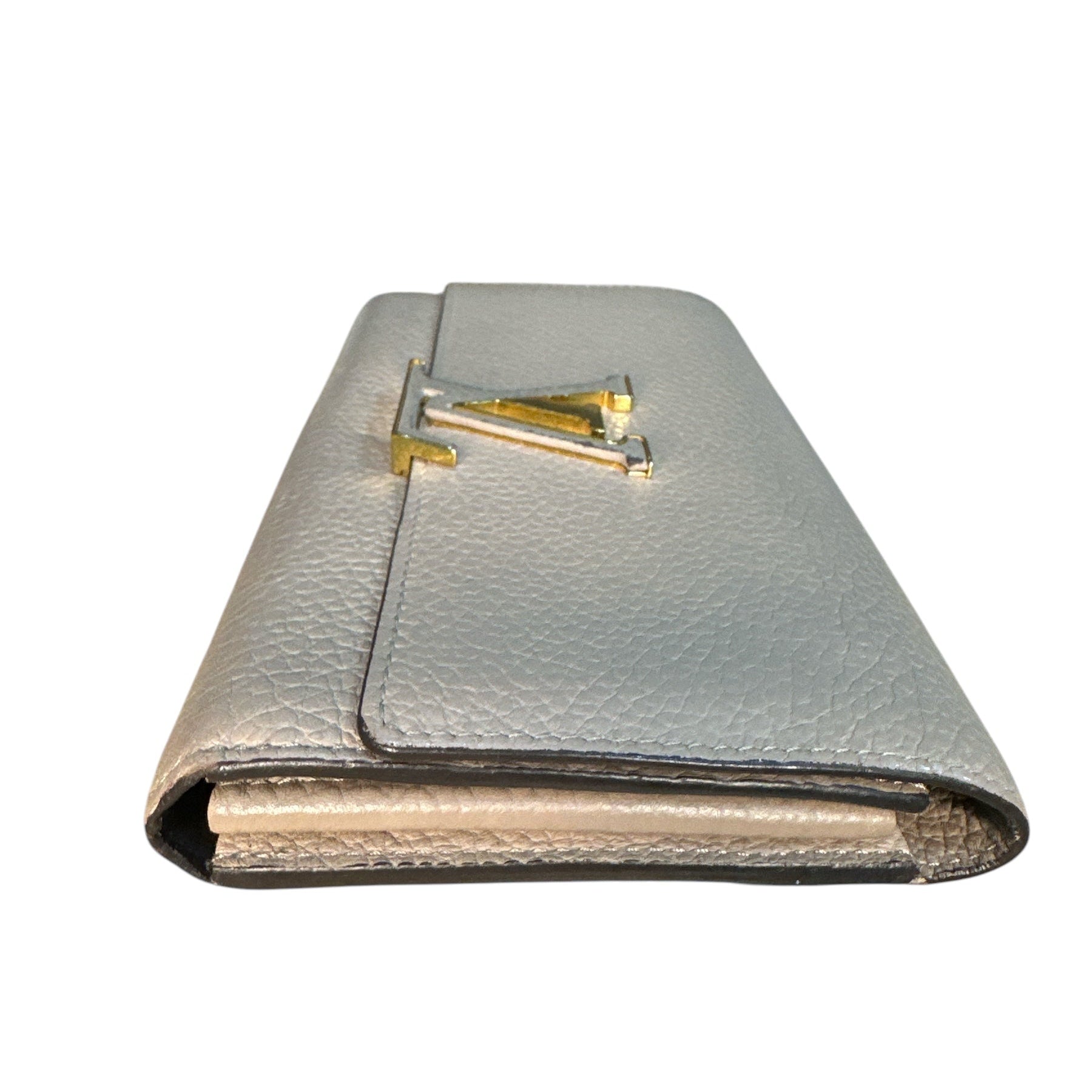 Louis Vuitton Capucines wallet - Clairely Amazing