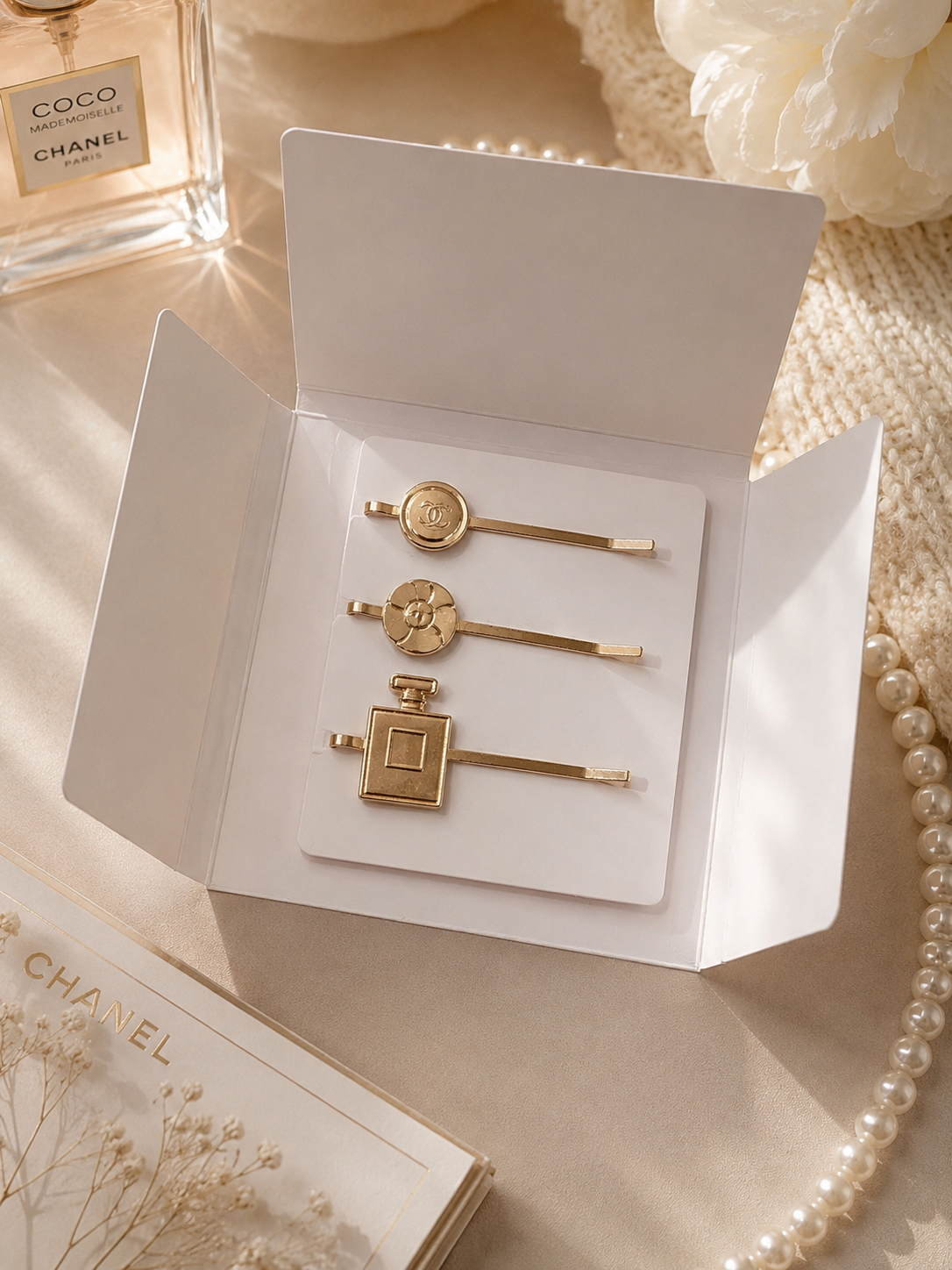 CHANEL Beauty VIP GWP Gold Hair Clip Set