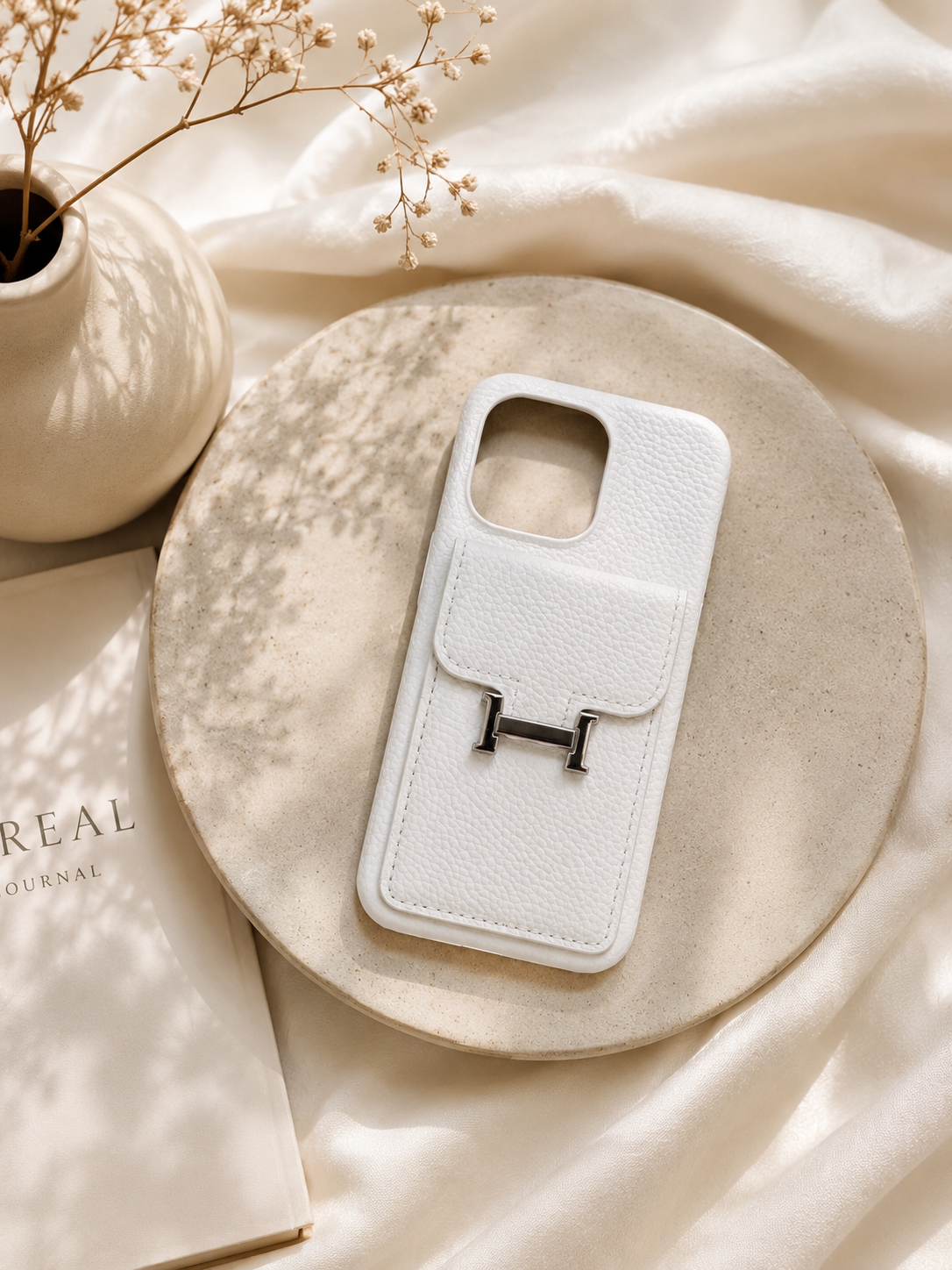 Luxe Pocket Leather Phone Case – iPhone 14 Pro