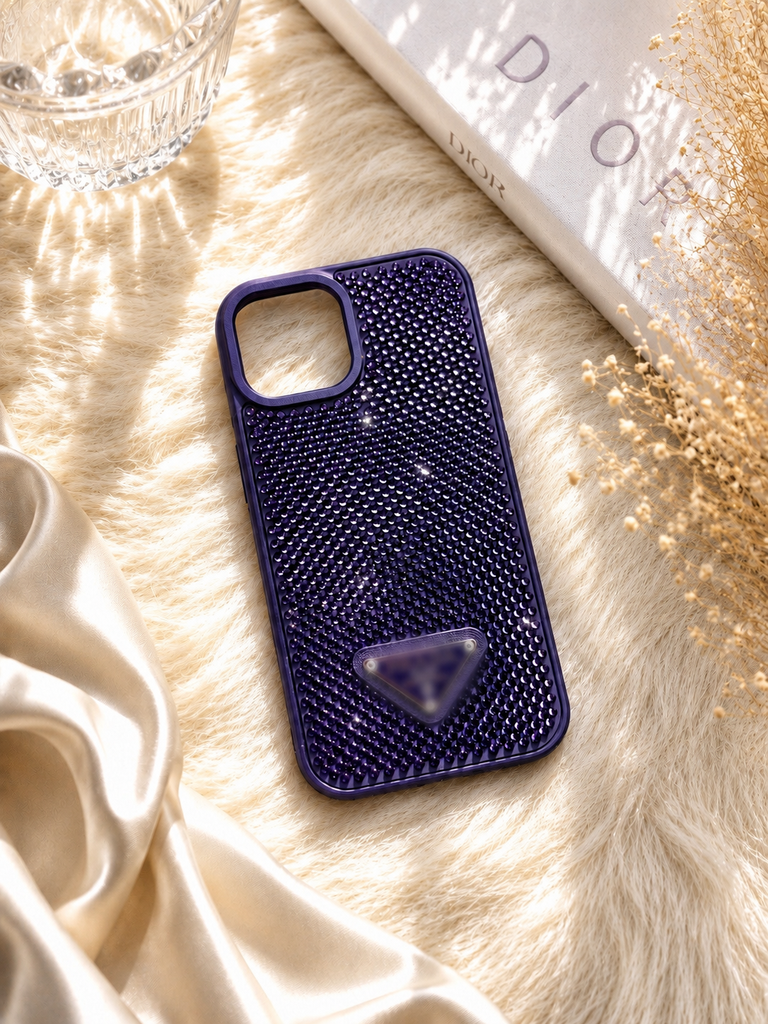 Luxury Rhinestone Phone Case – Compatible with iPhone 15 Series ✨📱