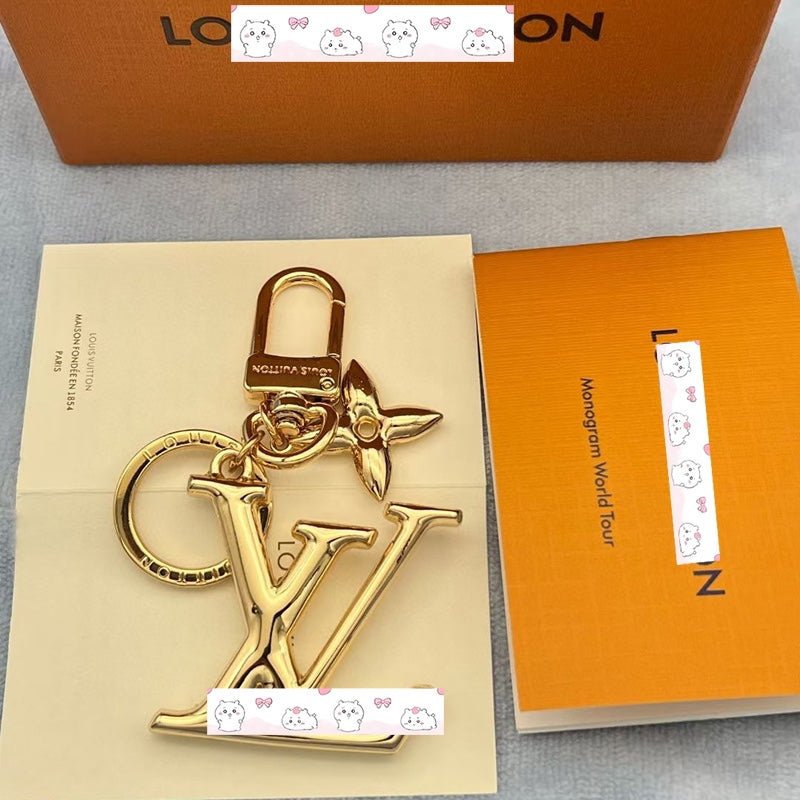 Polished Gold Monogram Fashion Keychain & Bag Charm