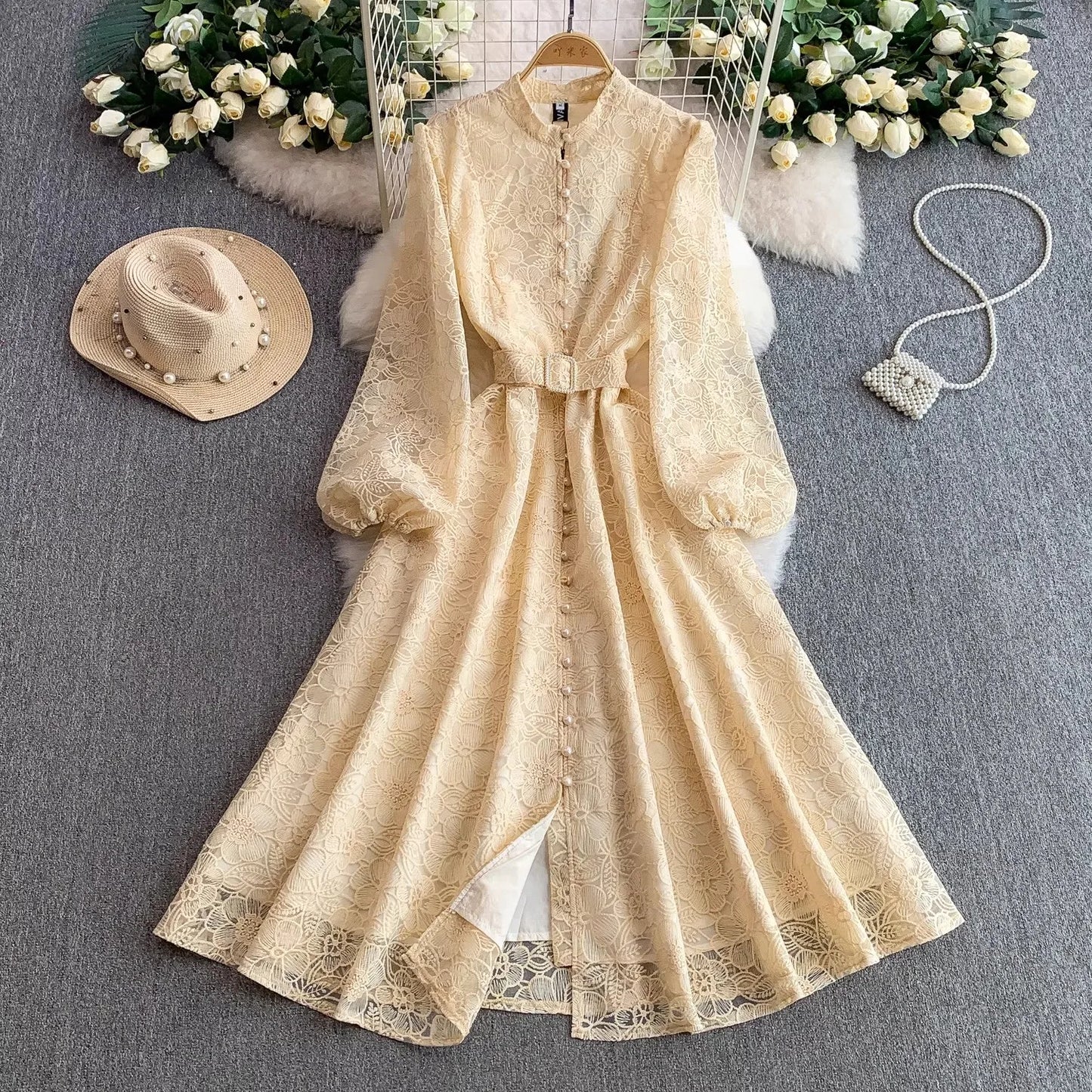 Elegant Embroidery Lace Evening Dress