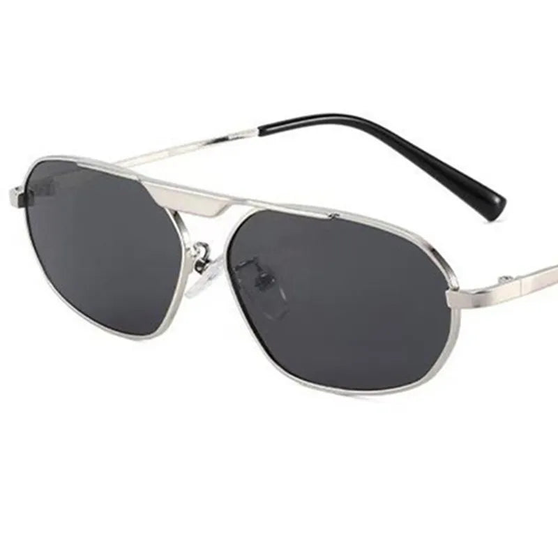 Unisex Oval Pilot Sunglasses – UV400 Fashion Eyewear