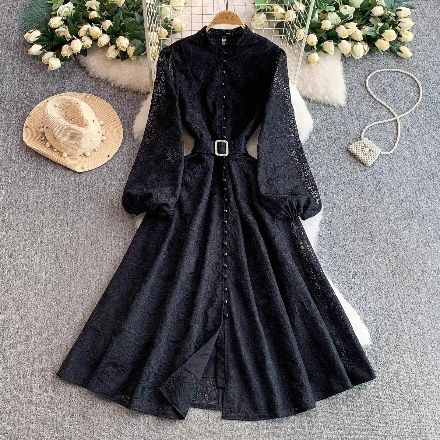 Elegant Embroidery Lace Evening Dress