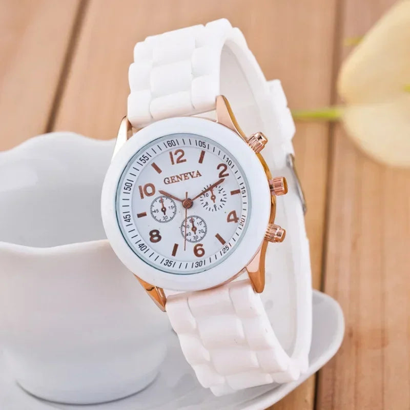 Female Quartz Silicone Strap Watch