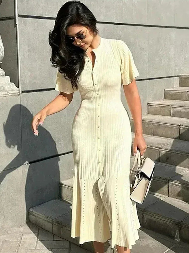 Elegant White Knit Maxi Dress