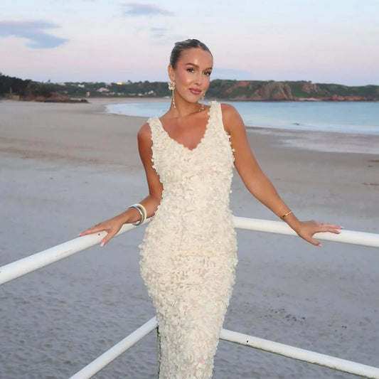 Elegant 3D Floral Maxi Evening Dress