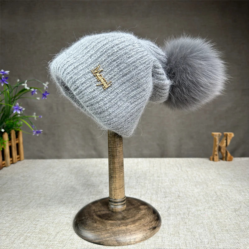 Women’s Rabbit Fur Pompom Beanie