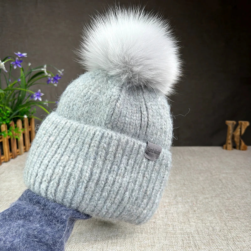 Women’s Large Rabbit Fur Pompom Beanie