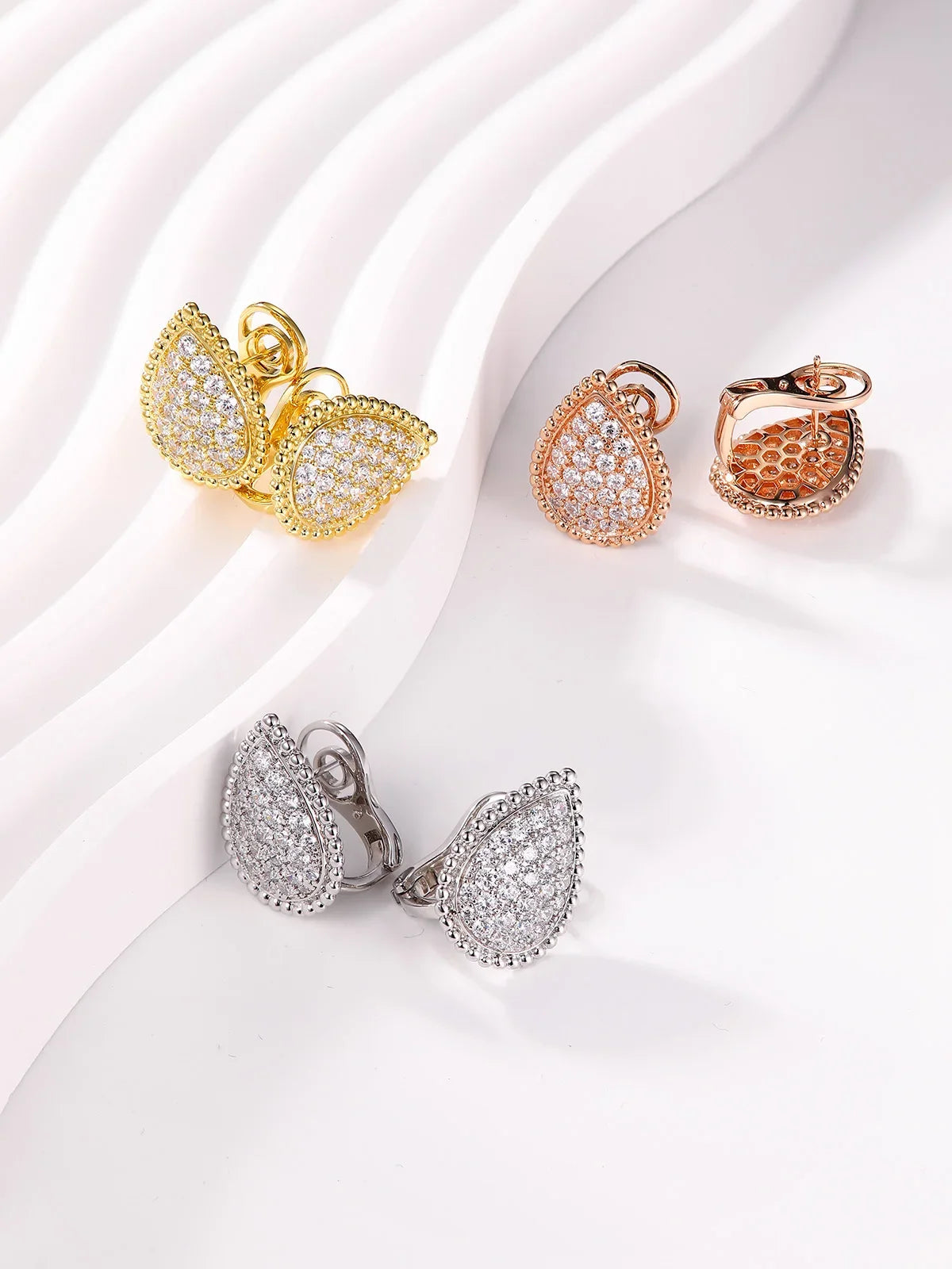 Vintage Water Drop Clip Earrings