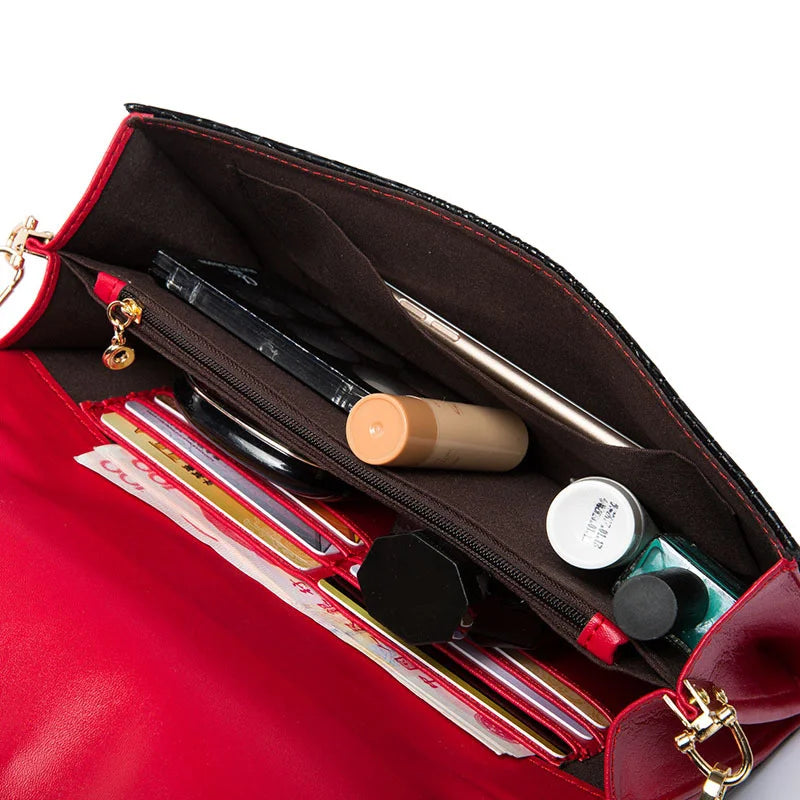 Women Alligator Pattern Leather Clutch Bag