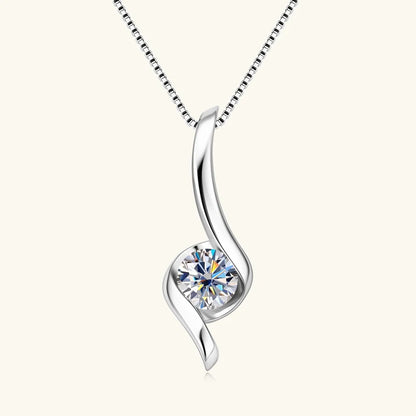 Moissanite Twist Necklace