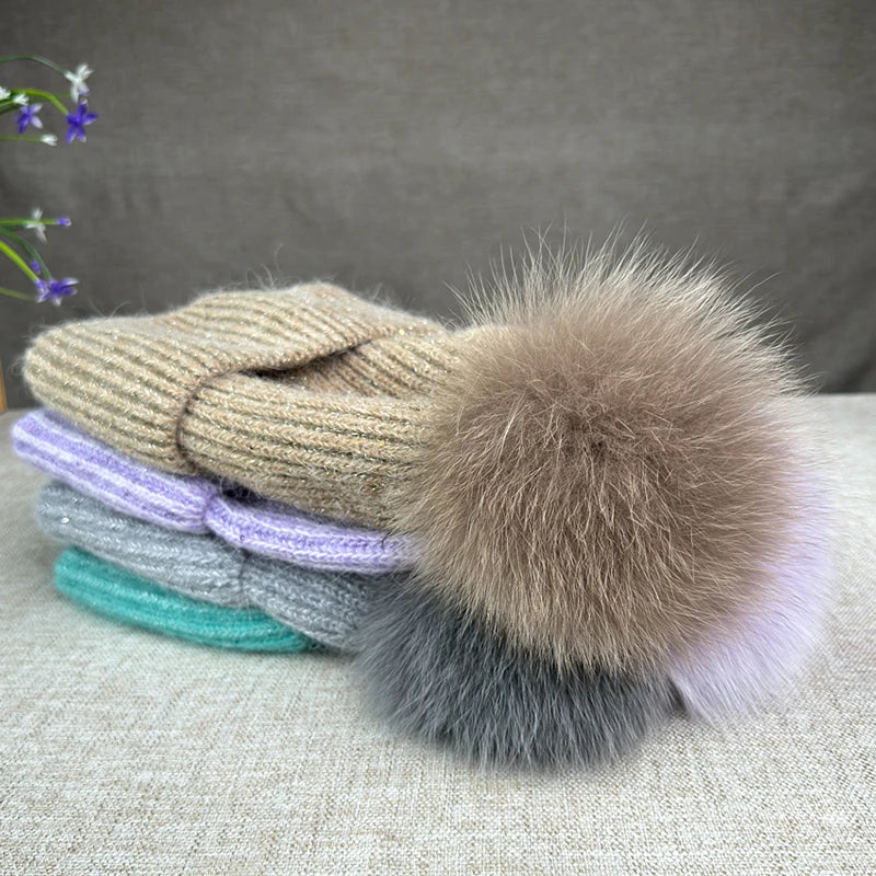 Women’s Rabbit Fur Pompom Beanie