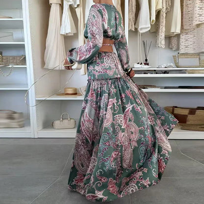 Bohemian V-Neck Pleated Holiday Dress