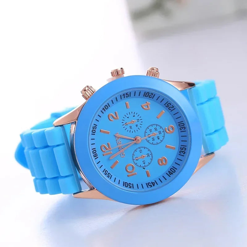 Female Quartz Silicone Strap Watch