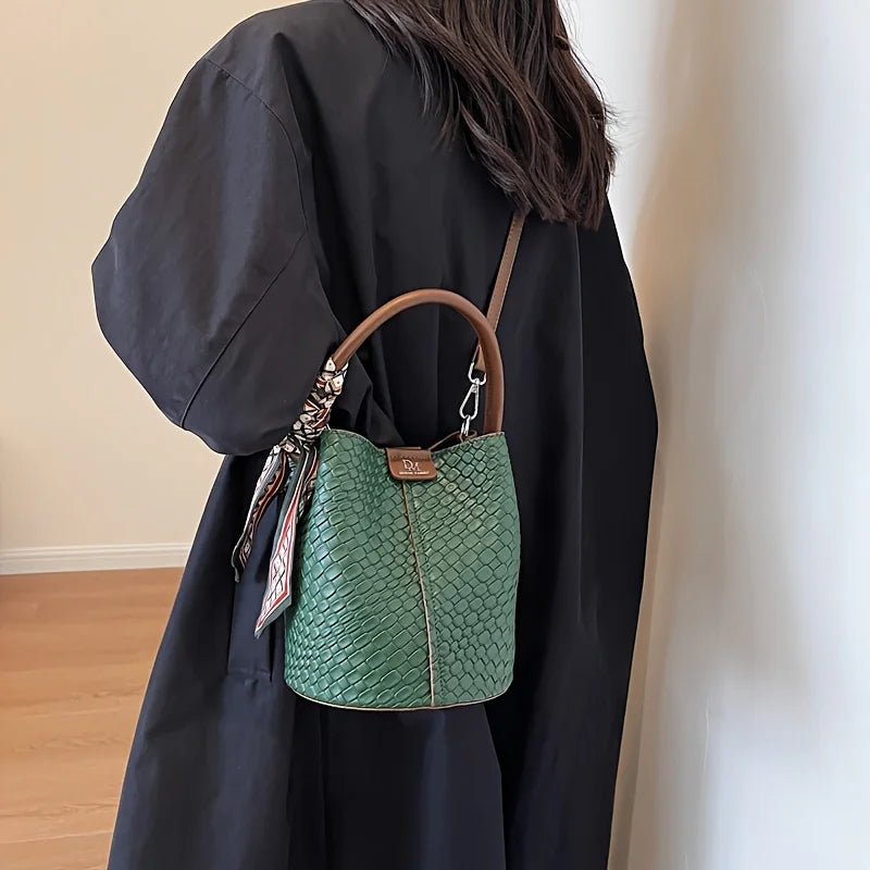 Woven Bucket Shoulder Bag