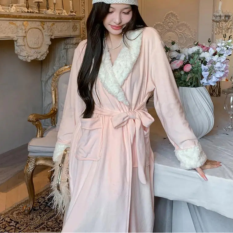 Luxury Leopard Print Robe