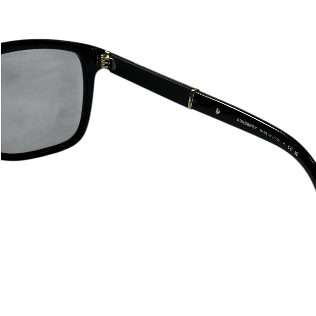 Burberry sunglasses BE4181