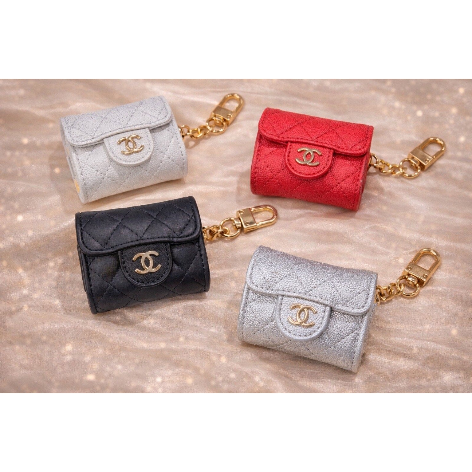 Fashion Quilted AirPods Holder with Chain – Multiple Colors