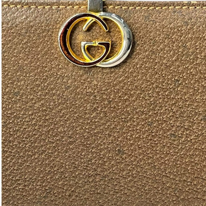 GUCCI Brown Pigskin Leather Checkbook Cover, "G" Red Enamel Clip