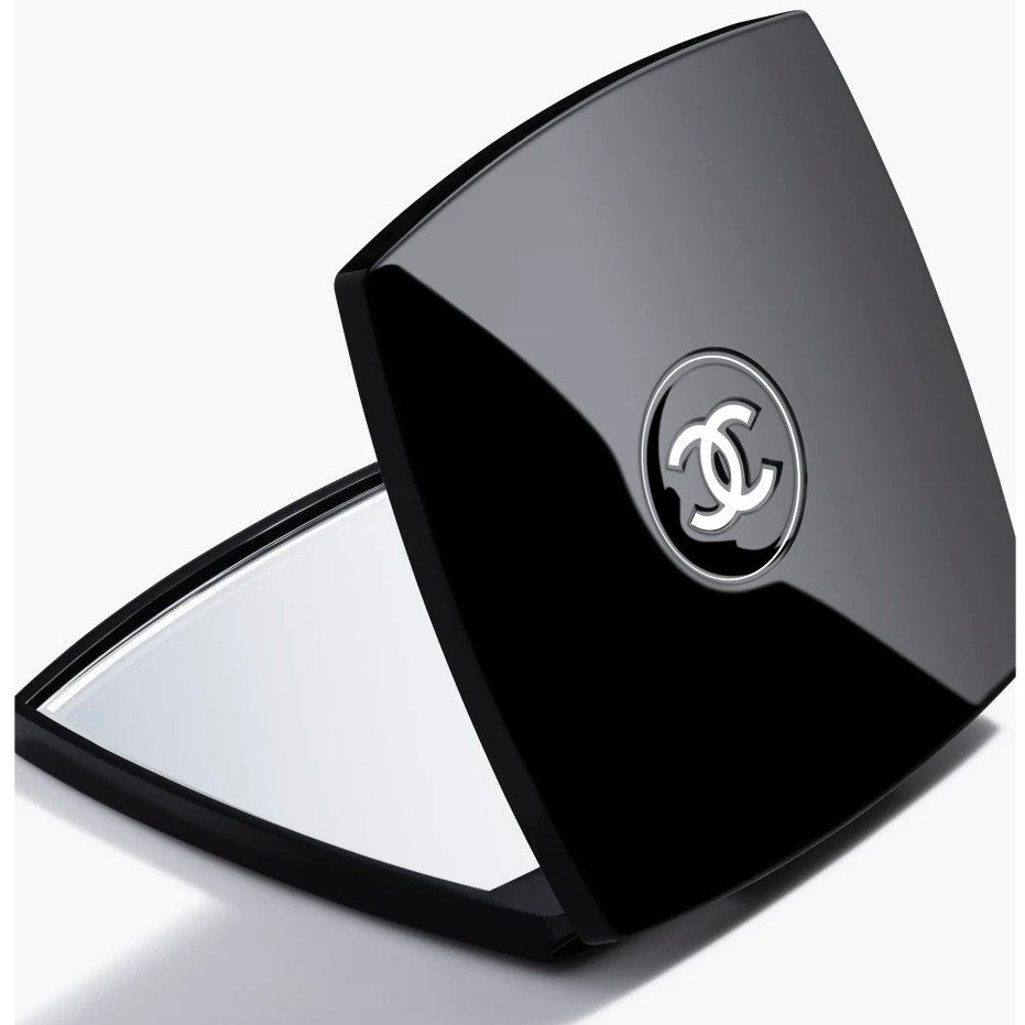 Chanel Beauté Double Faceted Compact Mirror – GWP