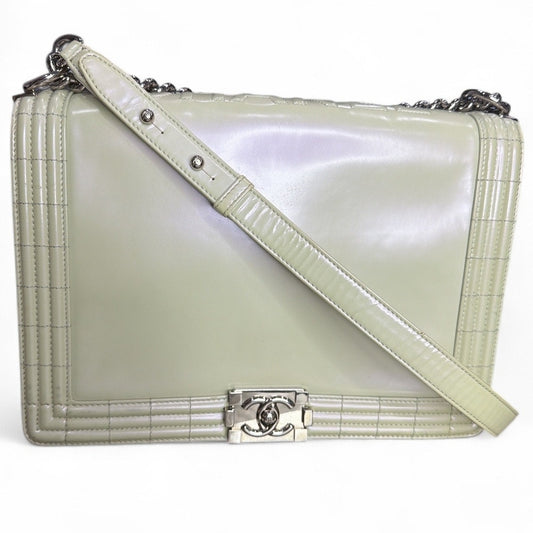 Chanel Pearl Iridescent Glazed Patent Leather Large Reverso Boy Flap Bag