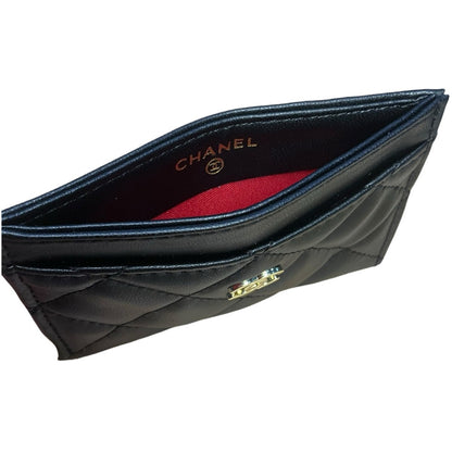 Chanel Beaute Luxury Quilted Leather Card Holder