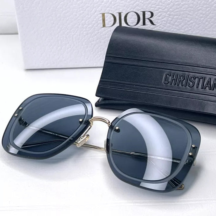 Brand New Dior Sunglasses UltraDior SU B0B0 Metal Gold/Gray Lens - Clairely Amazing