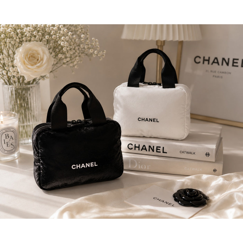 Chanel Beauty Puffy Mini Tote Bag (GWP)