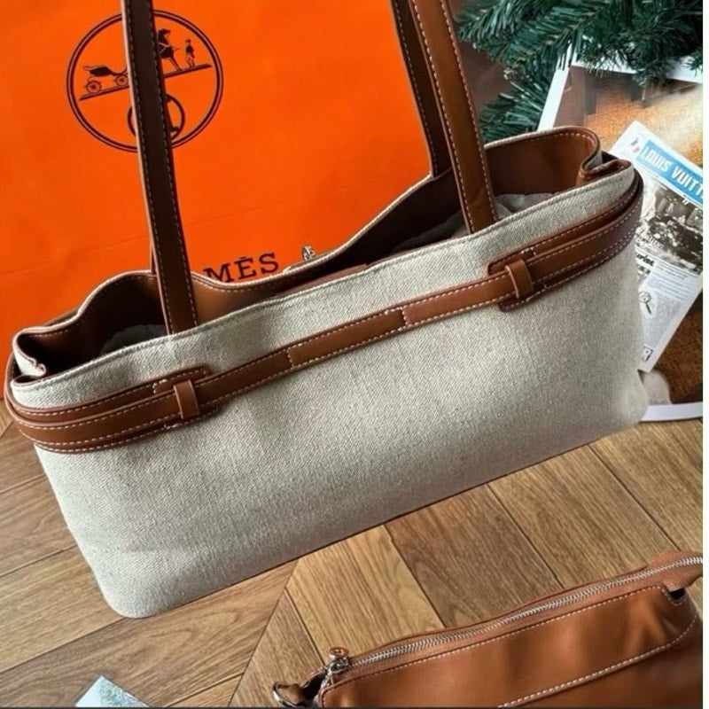 Hermès P'tit Arcon Shopping Bag with Matching Pouch | GWP Exclusive Canvas Shopper