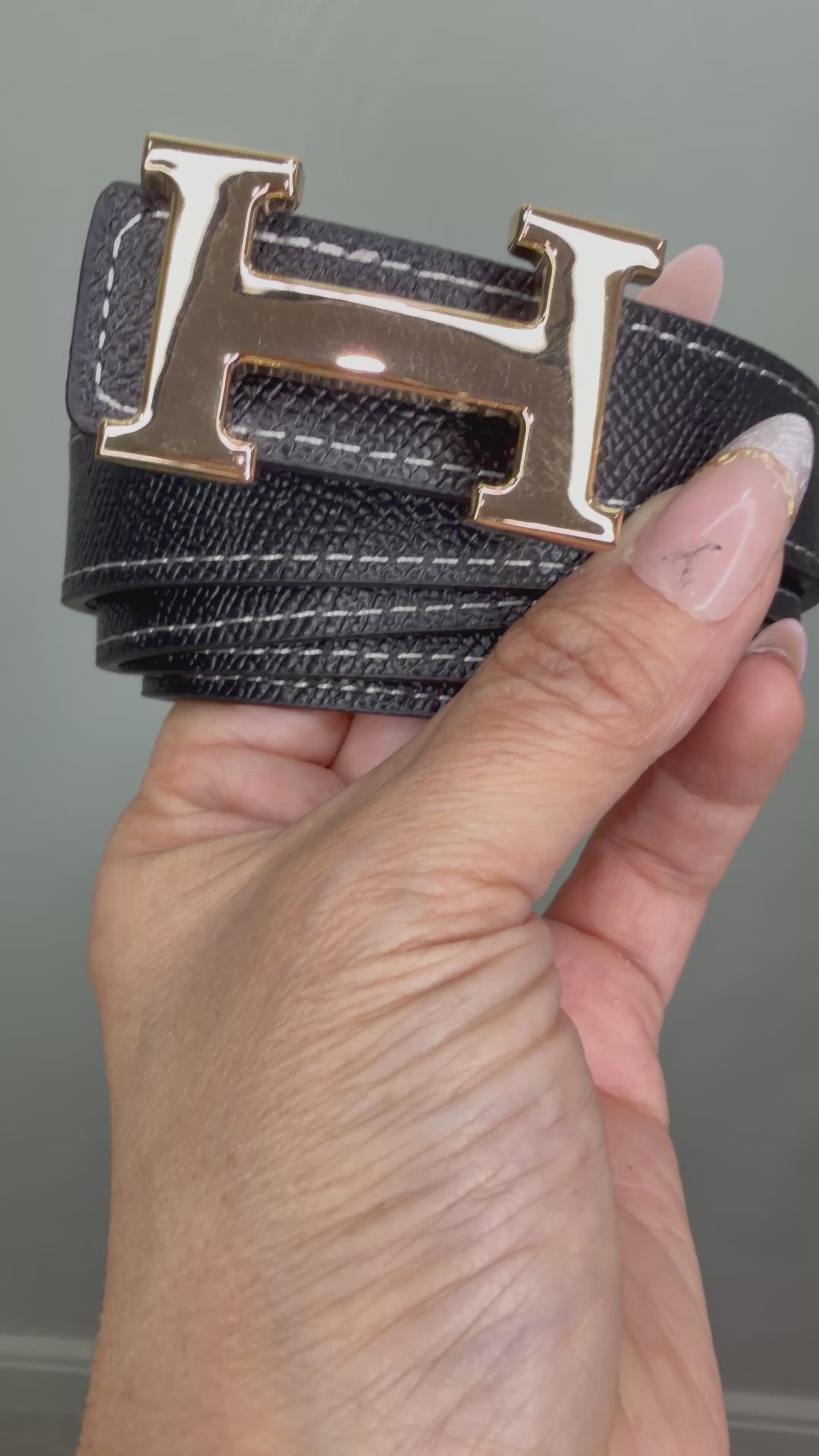 Luxe Gold Buckle Textured Fashion Belt