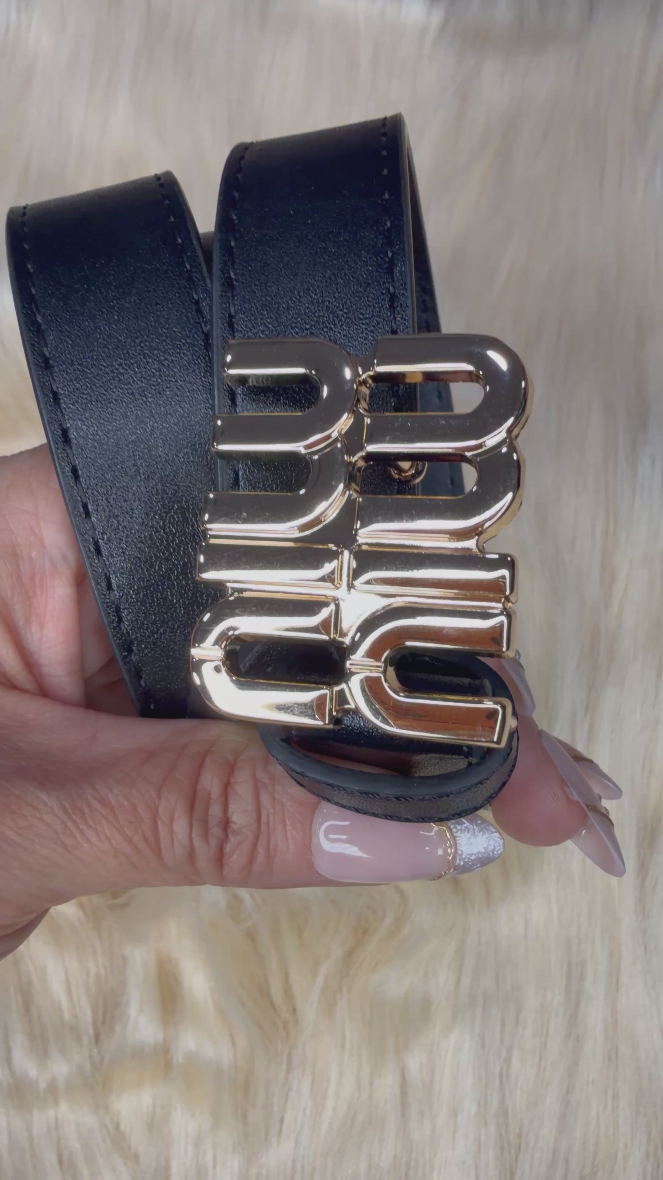 Luxe Gold Buckle Fashion Belt
