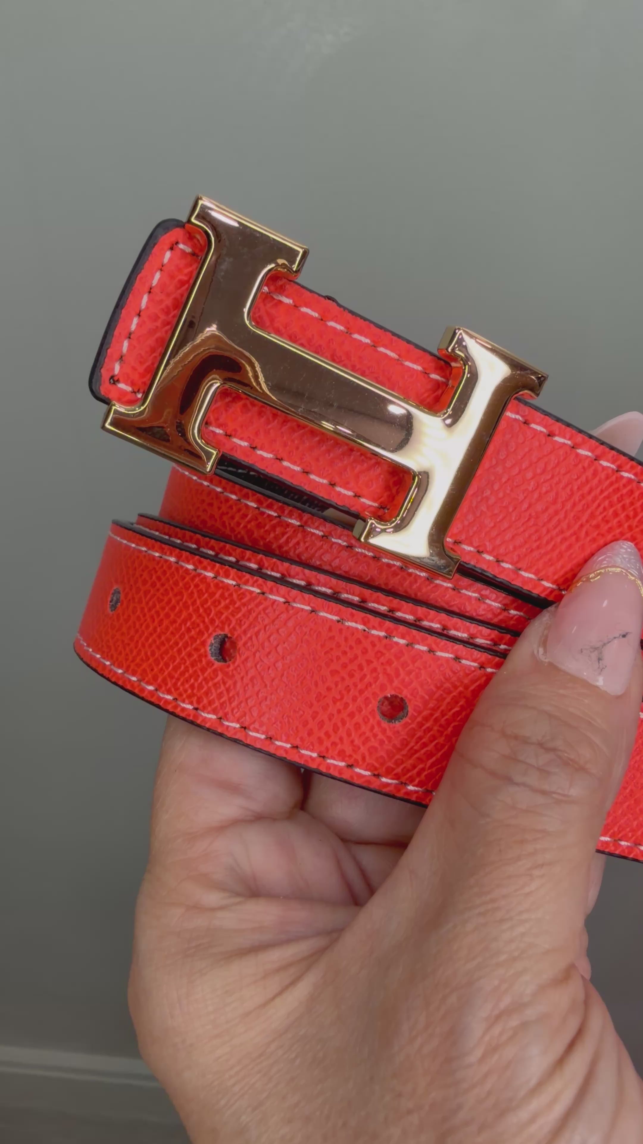 Luxe Gold Buckle Textured Fashion Belt