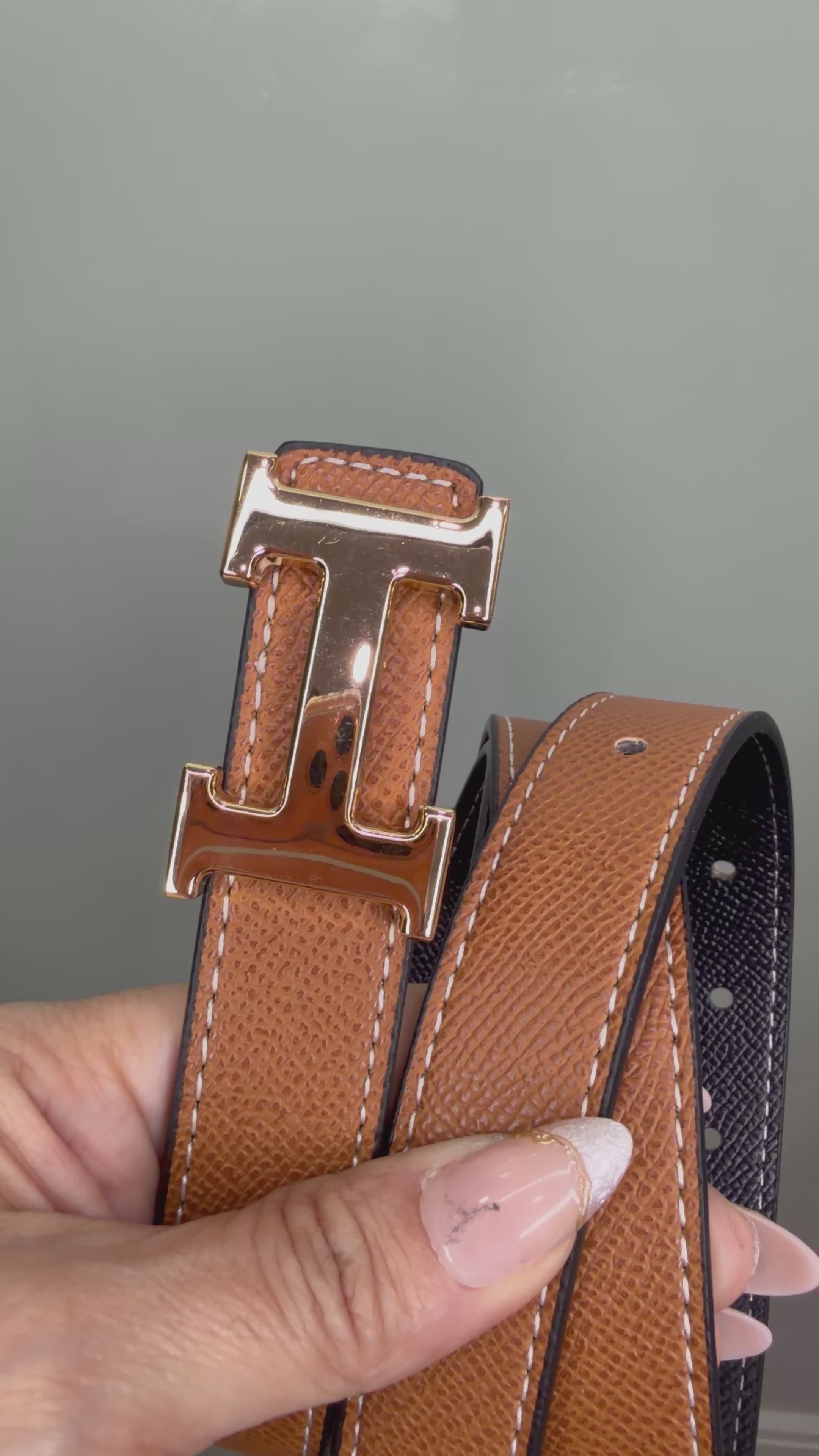 Luxe Gold Buckle Textured Fashion Belt